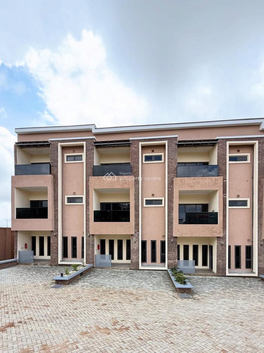 Beautiful 4 Bedrooms Spacious and Luxurious Terrace Duplex with a Bq, Guzape District, Abuja, Terraced Duplex for Sale
