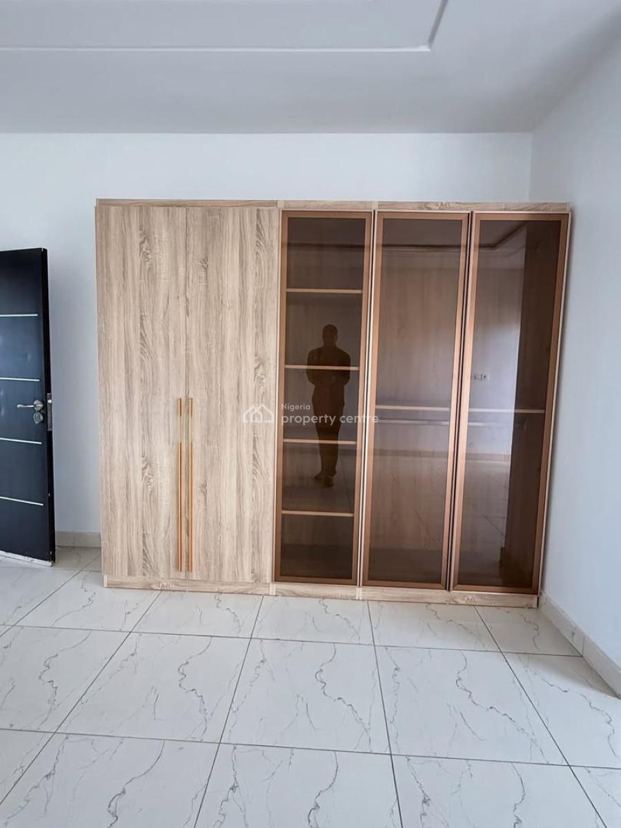 Beautiful 4 Bedrooms Spacious and Luxurious Terrace Duplex with a Bq, Guzape District, Abuja, Terraced Duplex for Sale