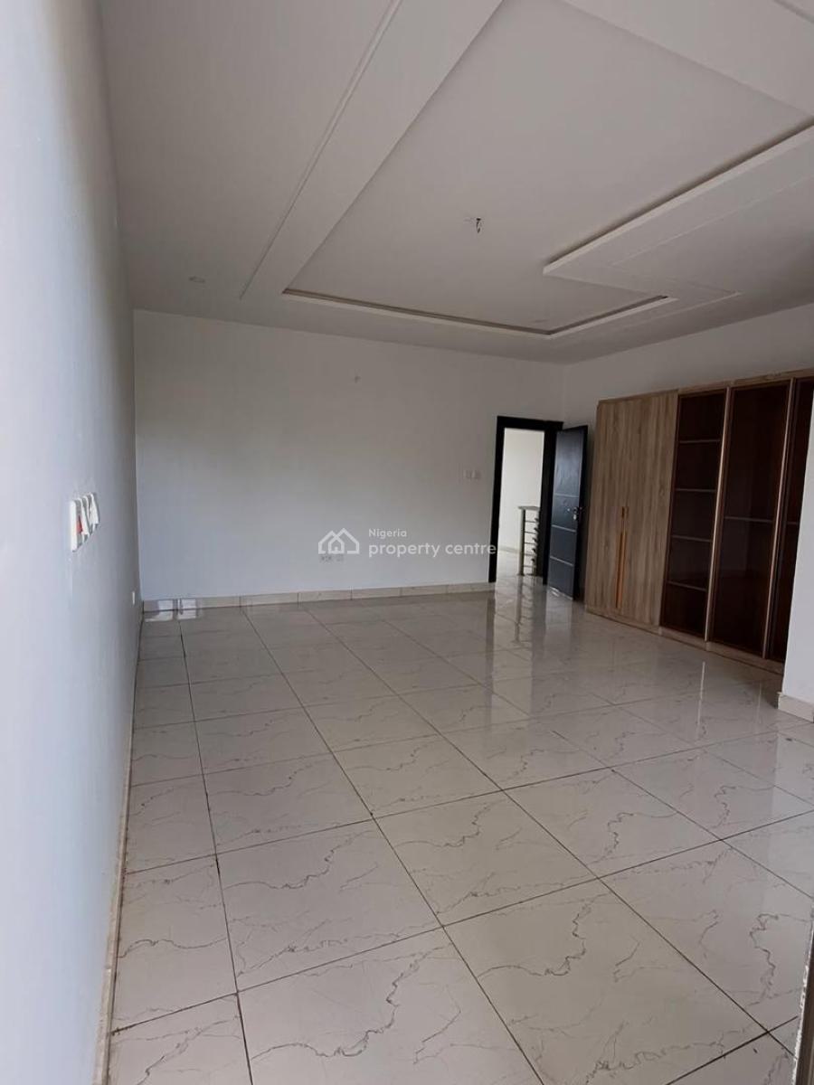 Beautiful 4 Bedrooms Spacious and Luxurious Terrace Duplex with a Bq, Guzape District, Abuja, Terraced Duplex for Sale