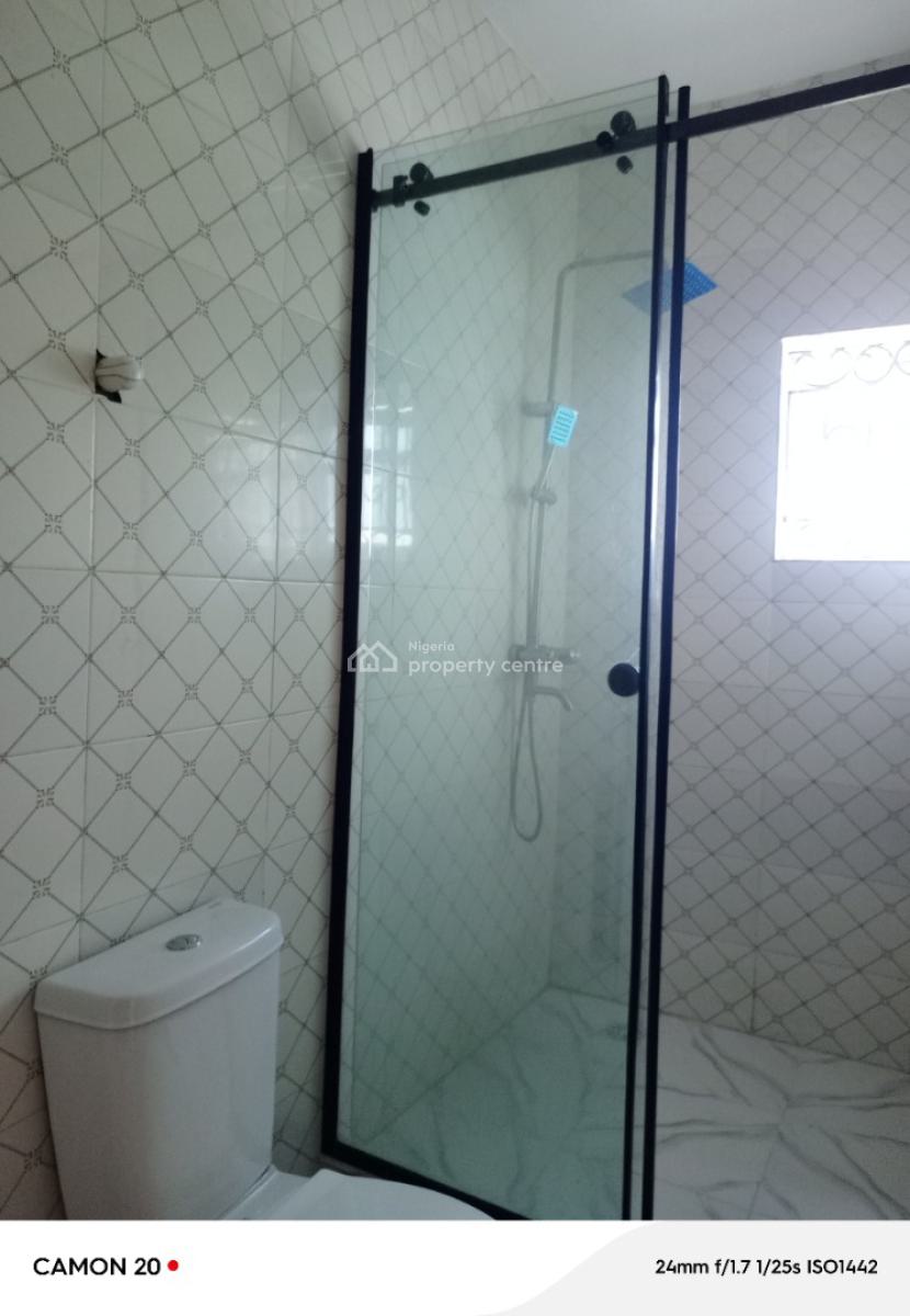 a Spacious 2 Bedroom Apartment in a Secure Estate, Royal Palm Will Estate, Badore, Ajah, Lagos, Flat / Apartment for Rent