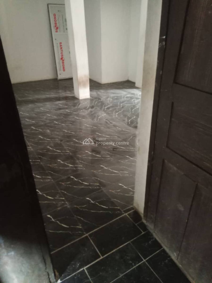2 Bedroom Apartment, Iyana Ipaja, Ipaja, Lagos, Flat / Apartment for Rent