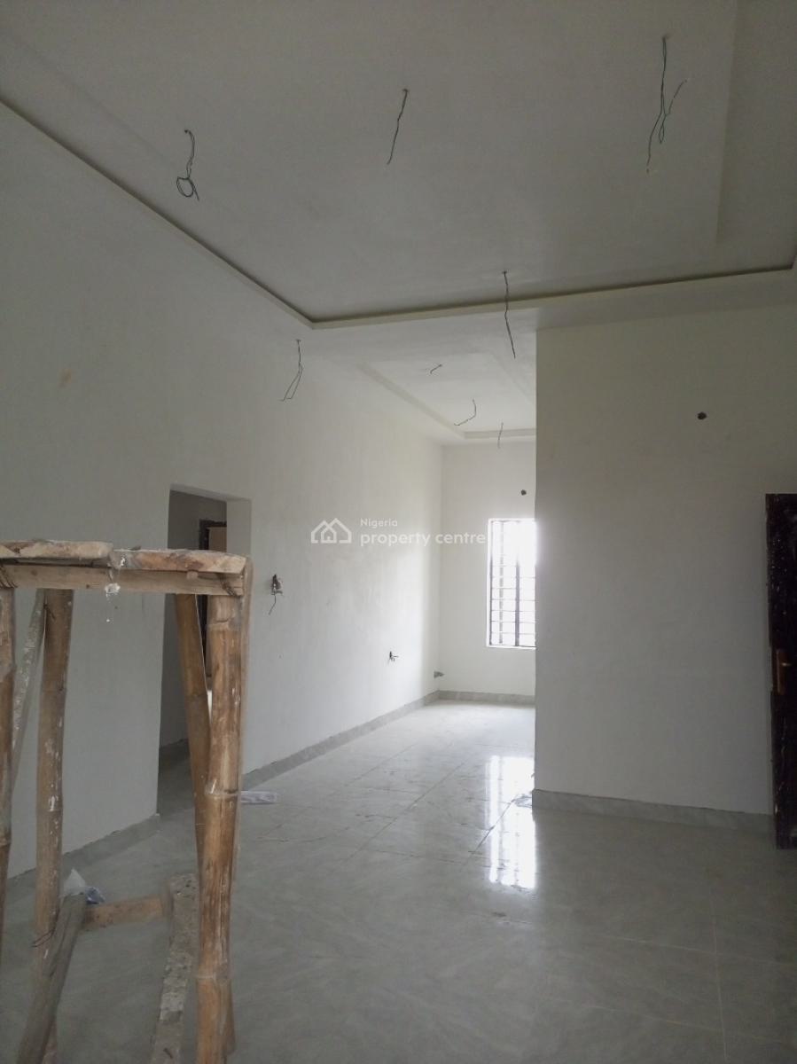 Luxury Newly Built 2 Bedrooms, Divine Avenue, Bucknor Estate, Isolo, Lagos, Flat / Apartment for Rent