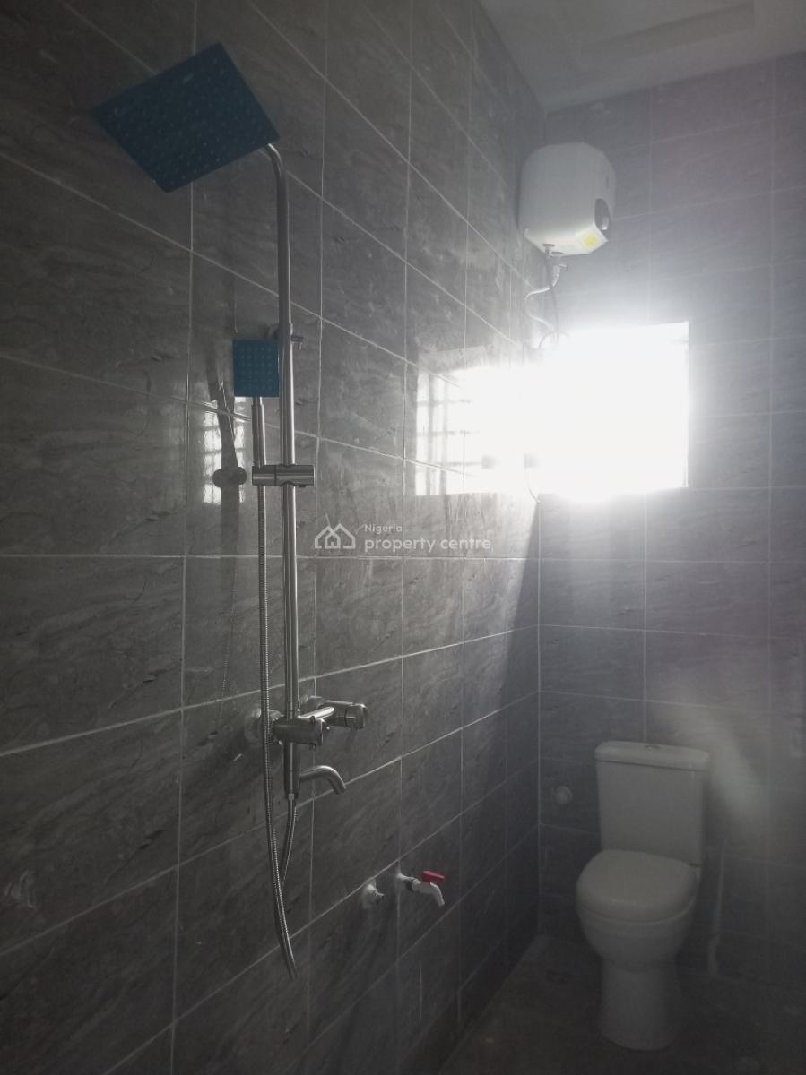 Luxury Newly Built 2 Bedrooms, Divine Avenue, Bucknor Estate, Isolo, Lagos, Flat / Apartment for Rent