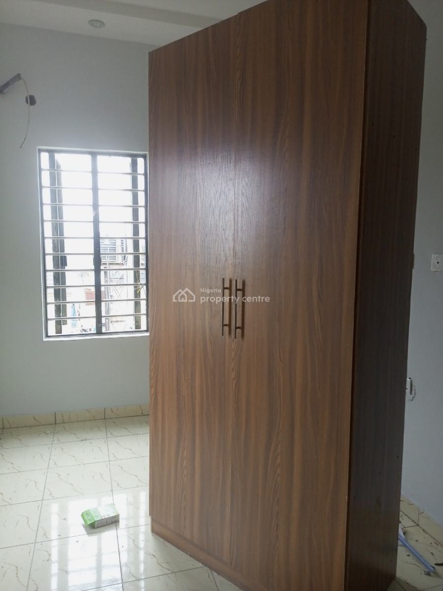 Luxury Newly Built 2 Bedrooms, Divine Avenue, Bucknor Estate, Isolo, Lagos, Flat / Apartment for Rent
