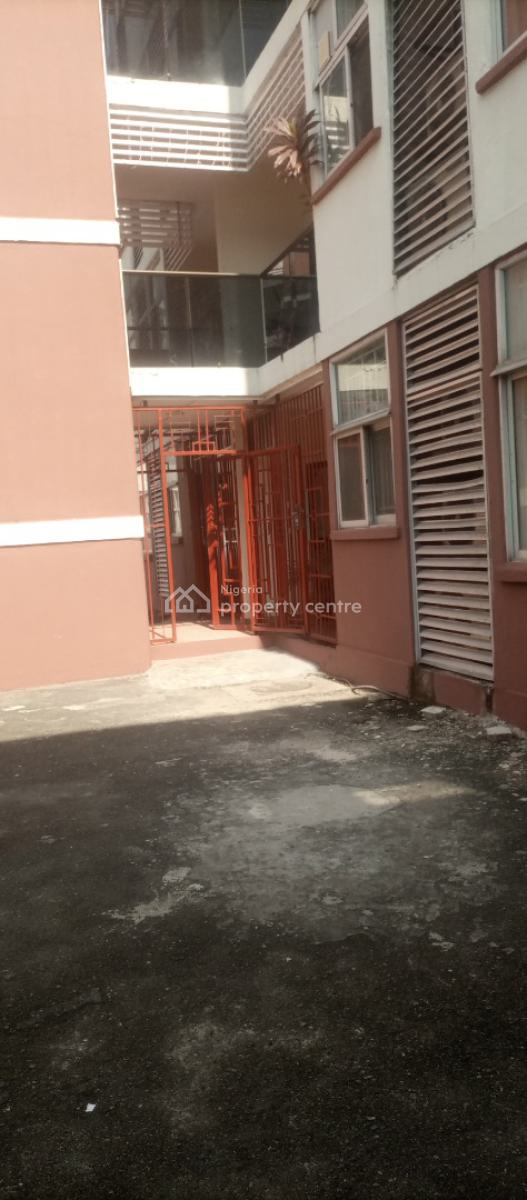 Super Clean 4 Bedroom Apartment, 1004 Apartment, Victoria Island (vi), Lagos, Block of Flats for Sale