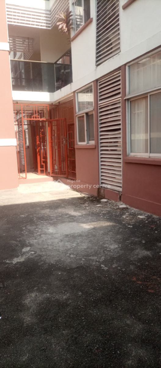 Super Clean 4 Bedroom Apartment, 1004 Apartment, Victoria Island (vi), Lagos, Block of Flats for Sale
