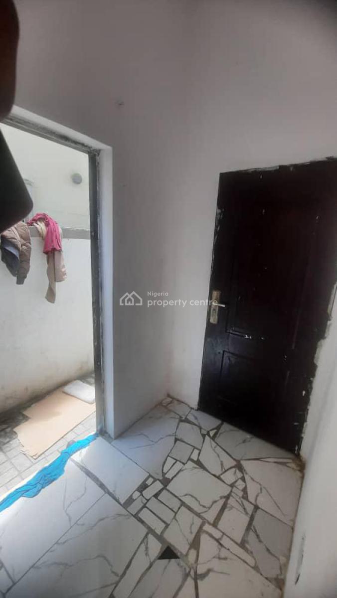 Standard Bq, Orchid Road, Lekki Phase 2, Lekki, Lagos, Self Contain (single Rooms) for Rent