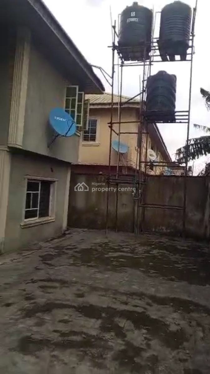 Distress 6 Numbers of Flats, Idimu- Ejigbo Road, Ejigbo, Lagos, Block of Flats for Sale