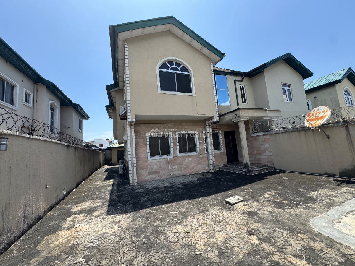 a Neatly Used 4 Bedroom Semi Detached Duplex with 1 Bedroom Detachd Bq, Oba Adeyinka Oyekan Estate, Hakeem Dickson / Oladimeji Alo Street, Lekki Phase 1, Lekki, Lagos, Semi-detached Duplex for Sale