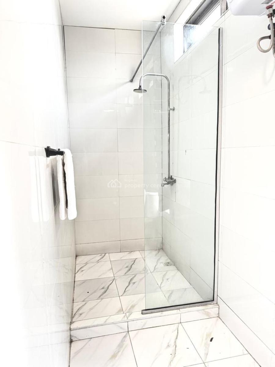 Well Furnished 2 Bedroom Luxury Apartment with Clean Water,24/7 Light, Lekki Phase 1, Lekki, Lagos, Flat / Apartment Short Let