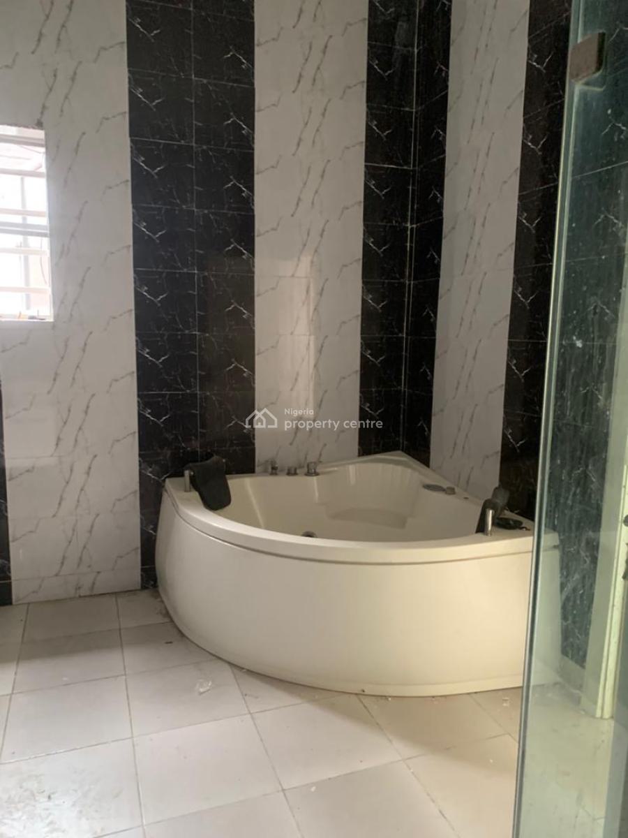 Perfect 4 Bedroom Terrace Duplex in a Serene Estate, Lekki Conservation Center, Lekki Phase 2, Lekki, Lagos, Terraced Duplex for Rent