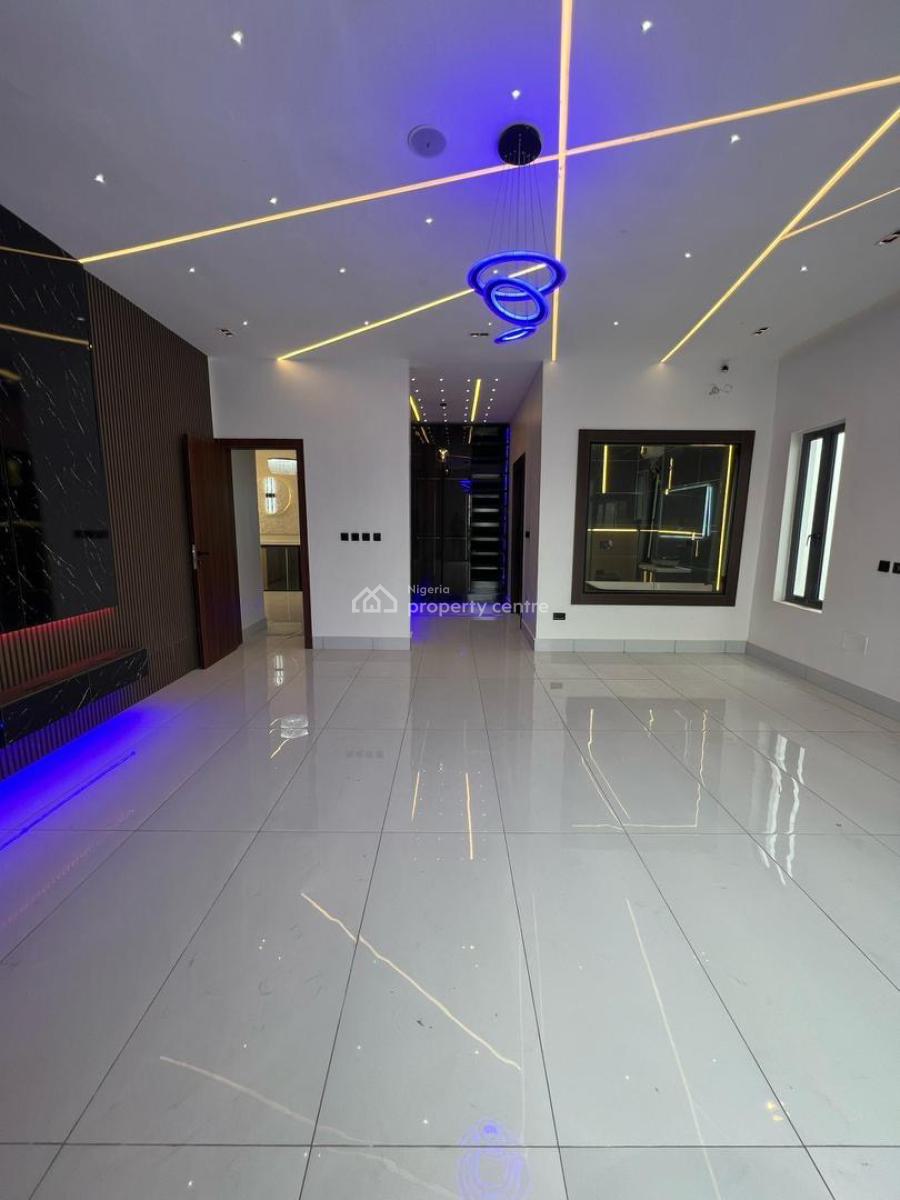 Impeccable 5 Bedroom Fully Detached with Bq in a Prime Location, Ajah, Lagos, Detached Duplex for Sale