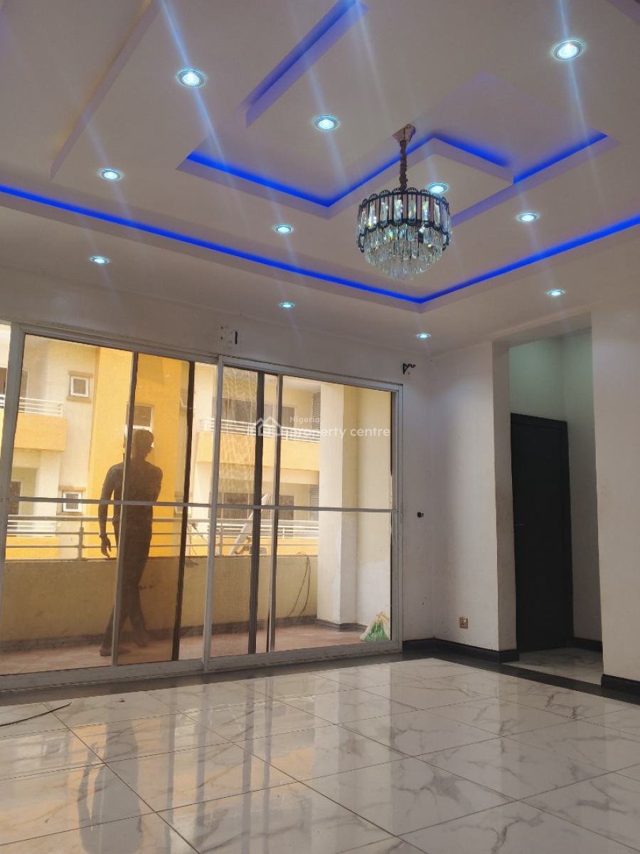 Luxury 3 Bedrooms with a Bq Available in a Good Area, Alagomeji, Yaba, Lagos, Flat / Apartment for Sale
