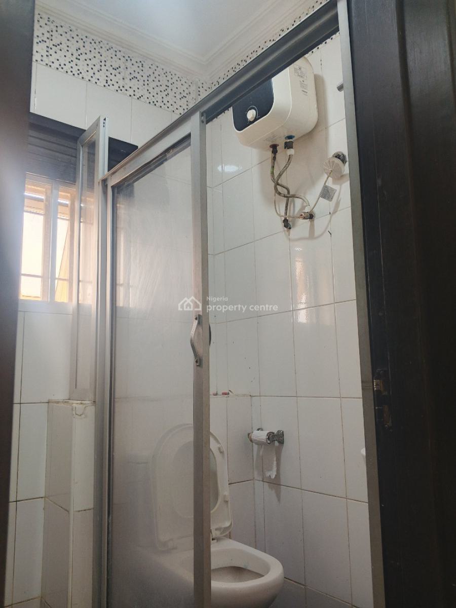 Luxury 3 Bedrooms with a Bq Available in a Good Area, Alagomeji, Yaba, Lagos, Flat / Apartment for Sale