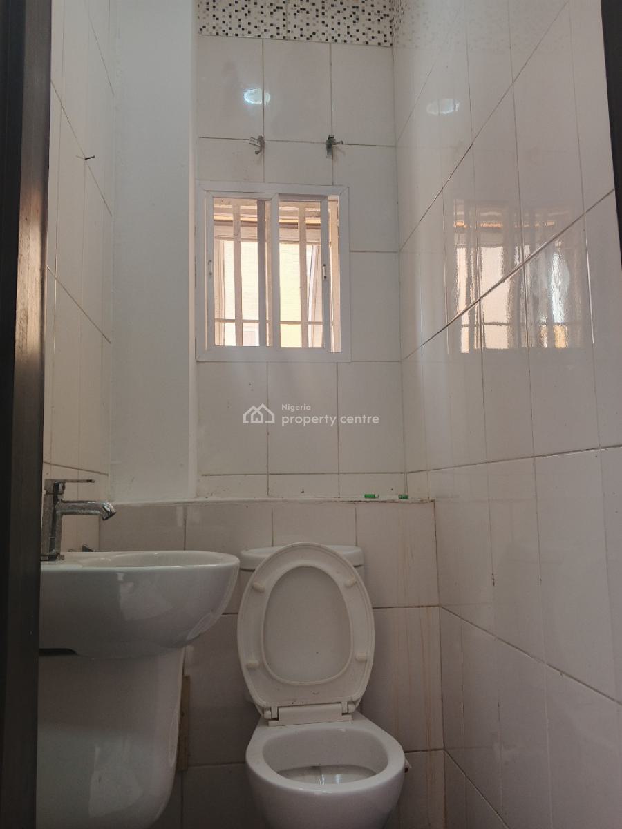 Luxury 3 Bedrooms with a Bq Available in a Good Area, Alagomeji, Yaba, Lagos, Flat / Apartment for Sale