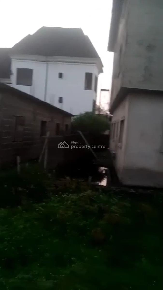 Distress 2 Storey Building, Hossana Estate, Ago Palace, Isolo, Lagos, Block of Flats for Sale