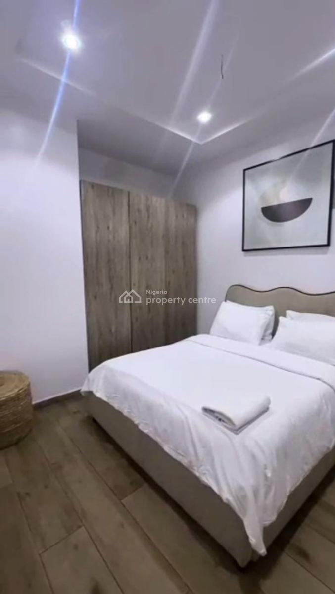 Nicely Furnished 1 Bedroom Apartment, Lekki Phase 1, Lekki, Lagos, Flat / Apartment Short Let