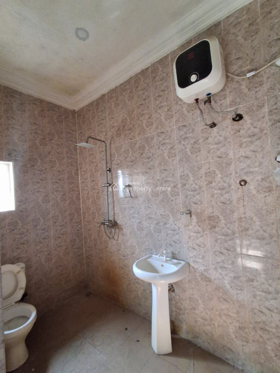 Two Bedrooms Apartment Upstairs, Badore, Ajah, Lagos, House for Rent