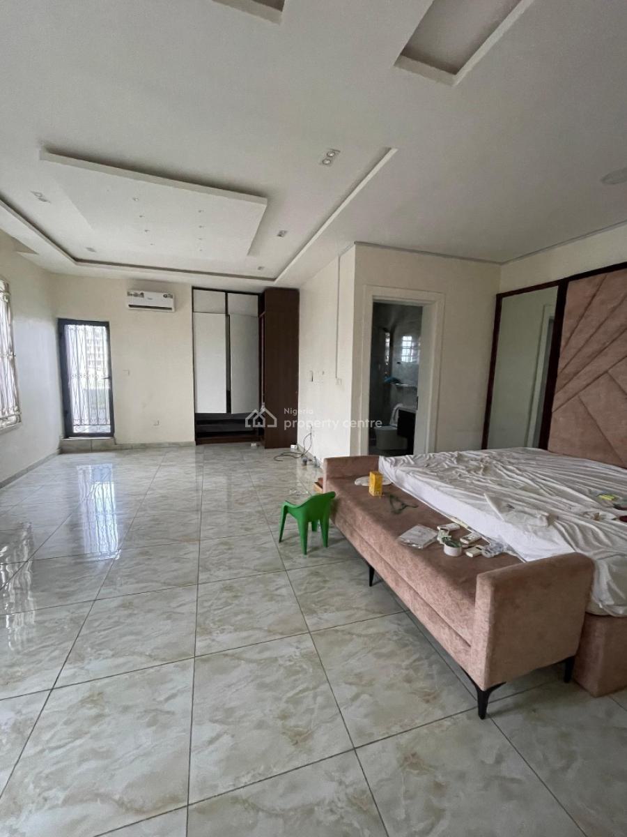 Nicely Built 4 Bedroom Terrace Duplex with Bq,pool & Gym, Lekki Phase 1, Lekki, Lagos, Terraced Duplex for Rent