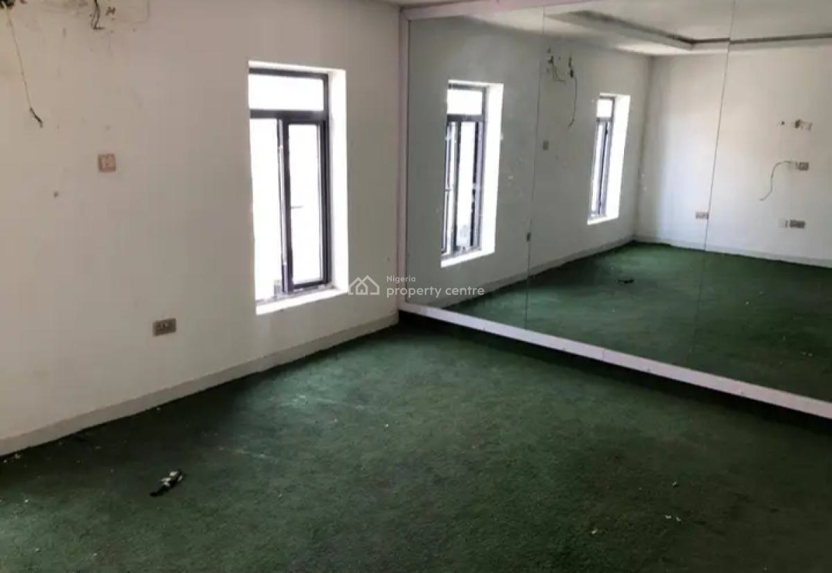 a 4 Floor Commercial Building, Off Whitesand Street, Lekki Phase 1, Lekki, Lagos, Commercial Property for Sale