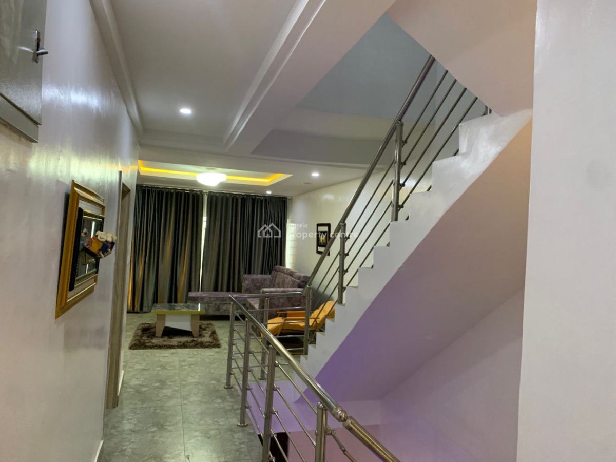 Luxury 4 Bedroom Apartment with Pool, Alalubosa, Ibadan, Oyo, Flat / Apartment Short Let