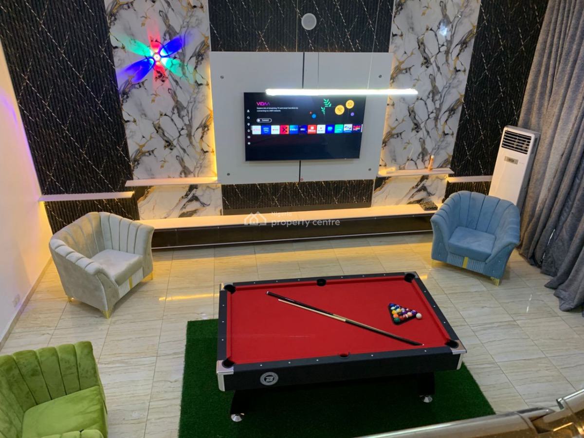 Luxury 4 Bedroom Apartment with Pool, Alalubosa, Ibadan, Oyo, Flat / Apartment Short Let