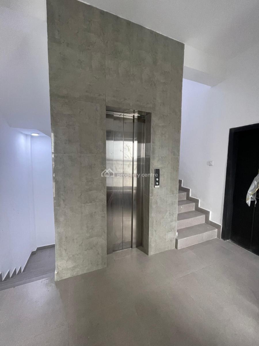 Newly Built 3 Bedroom Apartment with Elevator & Swimming Pool, Lekki Phase 1, Lekki, Lagos, Flat / Apartment for Rent