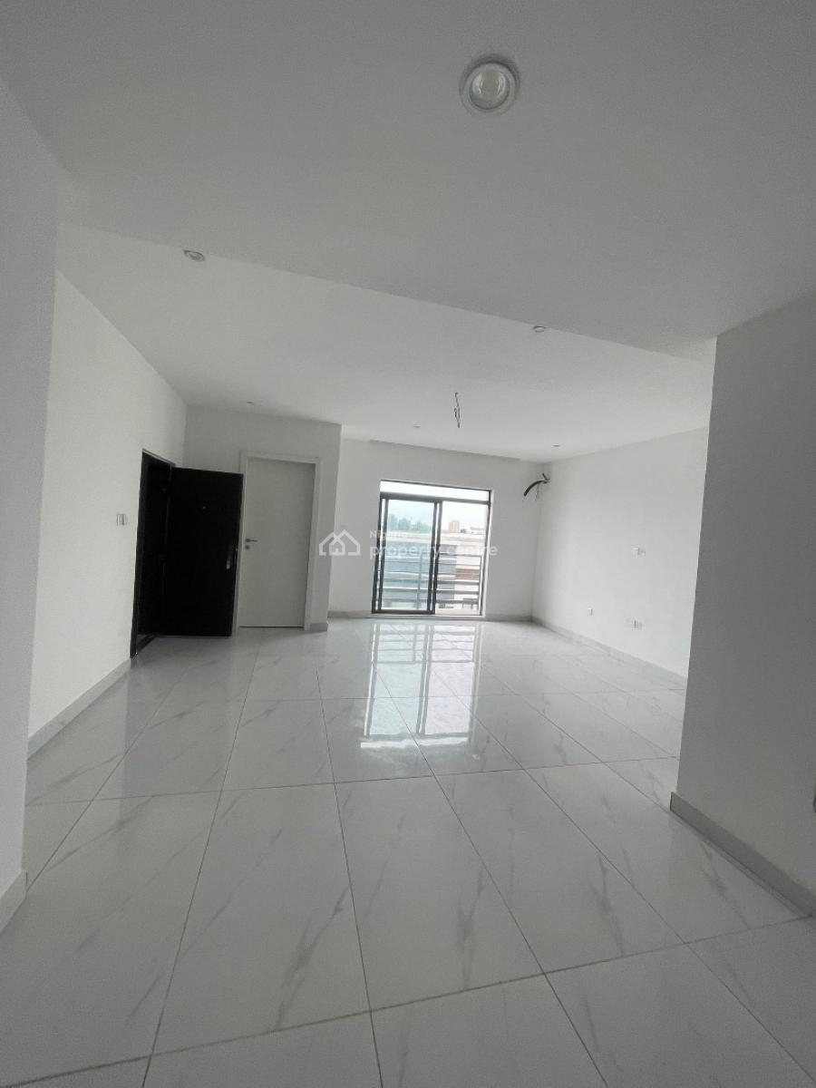 Newly Built 3 Bedroom Apartment with Elevator & Swimming Pool, Lekki Phase 1, Lekki, Lagos, Flat / Apartment for Rent
