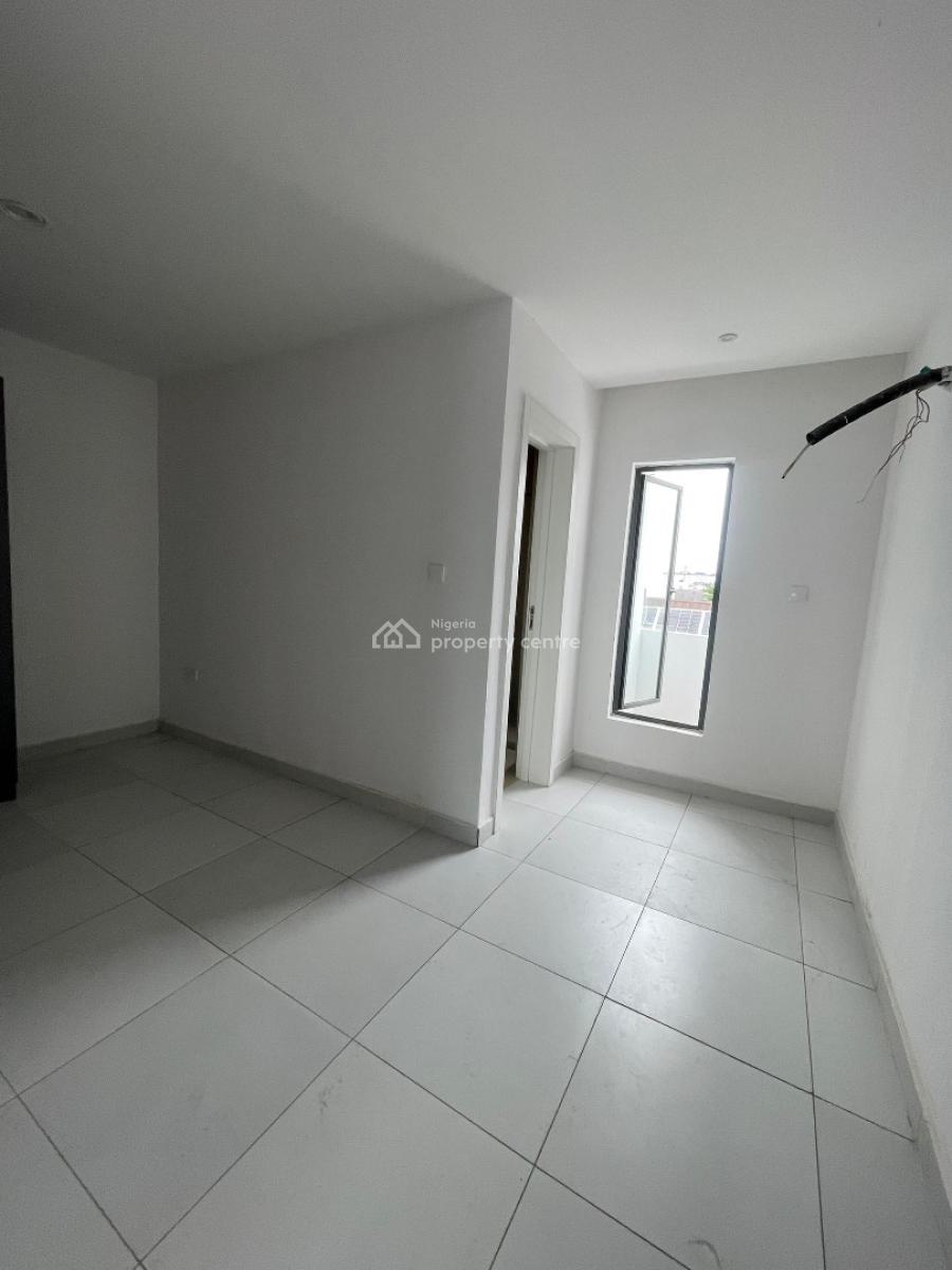 Newly Built 3 Bedroom Apartment with Elevator & Swimming Pool, Lekki Phase 1, Lekki, Lagos, Flat / Apartment for Rent