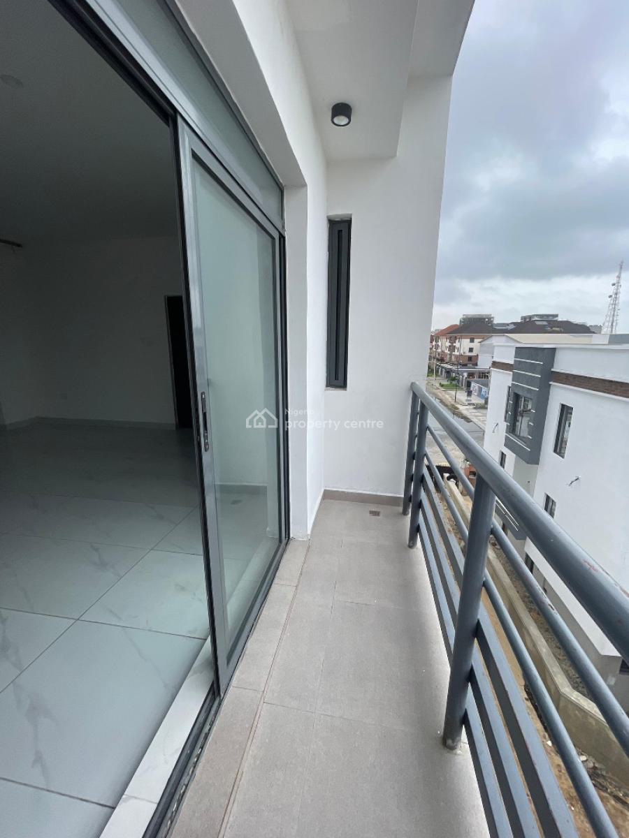 Newly Built 3 Bedroom Apartment with Elevator & Swimming Pool, Lekki Phase 1, Lekki, Lagos, Flat / Apartment for Rent