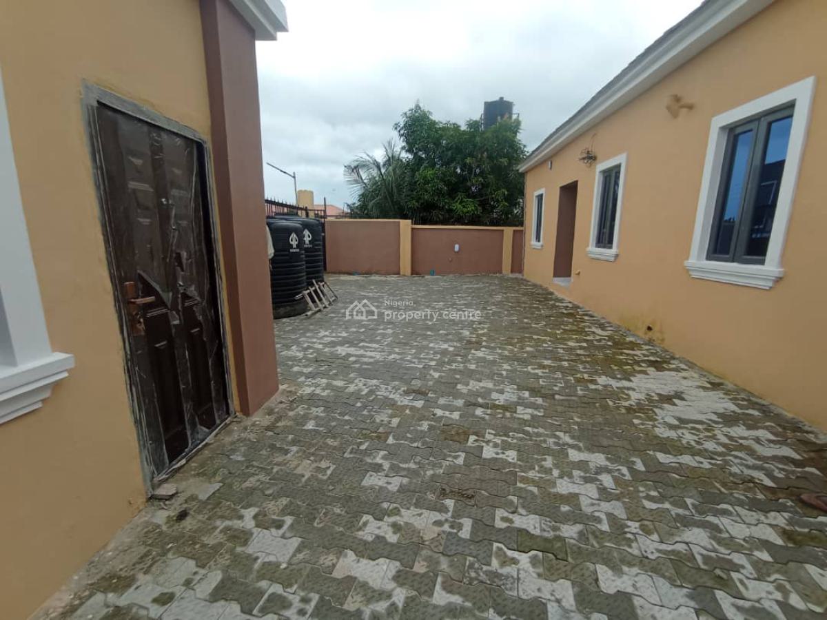 Newly Built Room& Parlour Self Contained (miniflat), Jehovah Witness Area, Bogije, Ibeju Lekki, Lagos, Flat / Apartment for Rent