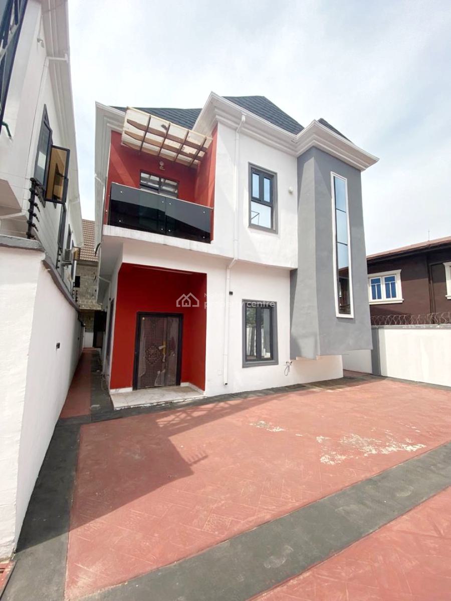 a Well Maintained Spacious 5 Bedroom Fully Detached Duplex with Bq, Gra Phase 1, Magodo, Lagos, Detached Duplex for Sale