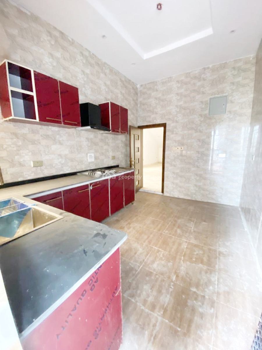 a Well Maintained Spacious 5 Bedroom Fully Detached Duplex with Bq, Gra Phase 1, Magodo, Lagos, Detached Duplex for Sale