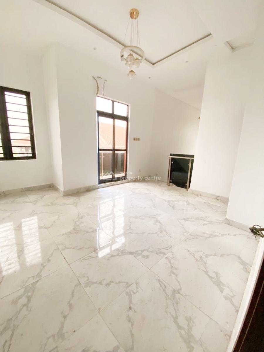 a Well Maintained Spacious 5 Bedroom Fully Detached Duplex with Bq, Gra Phase 1, Magodo, Lagos, Detached Duplex for Sale