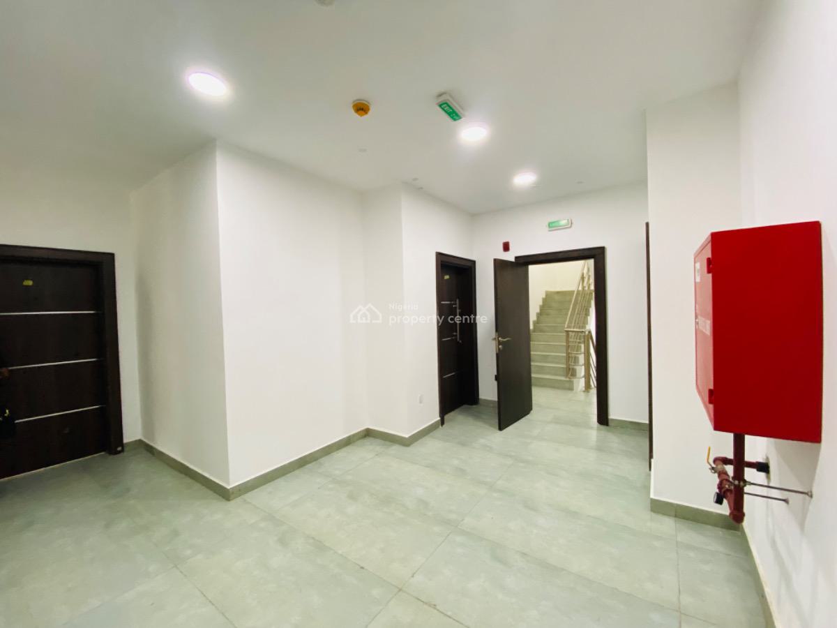 Brand New 4 Bedrooms Maisonette, Banana Island Road, Banana Island, Ikoyi, Lagos, Flat / Apartment for Rent