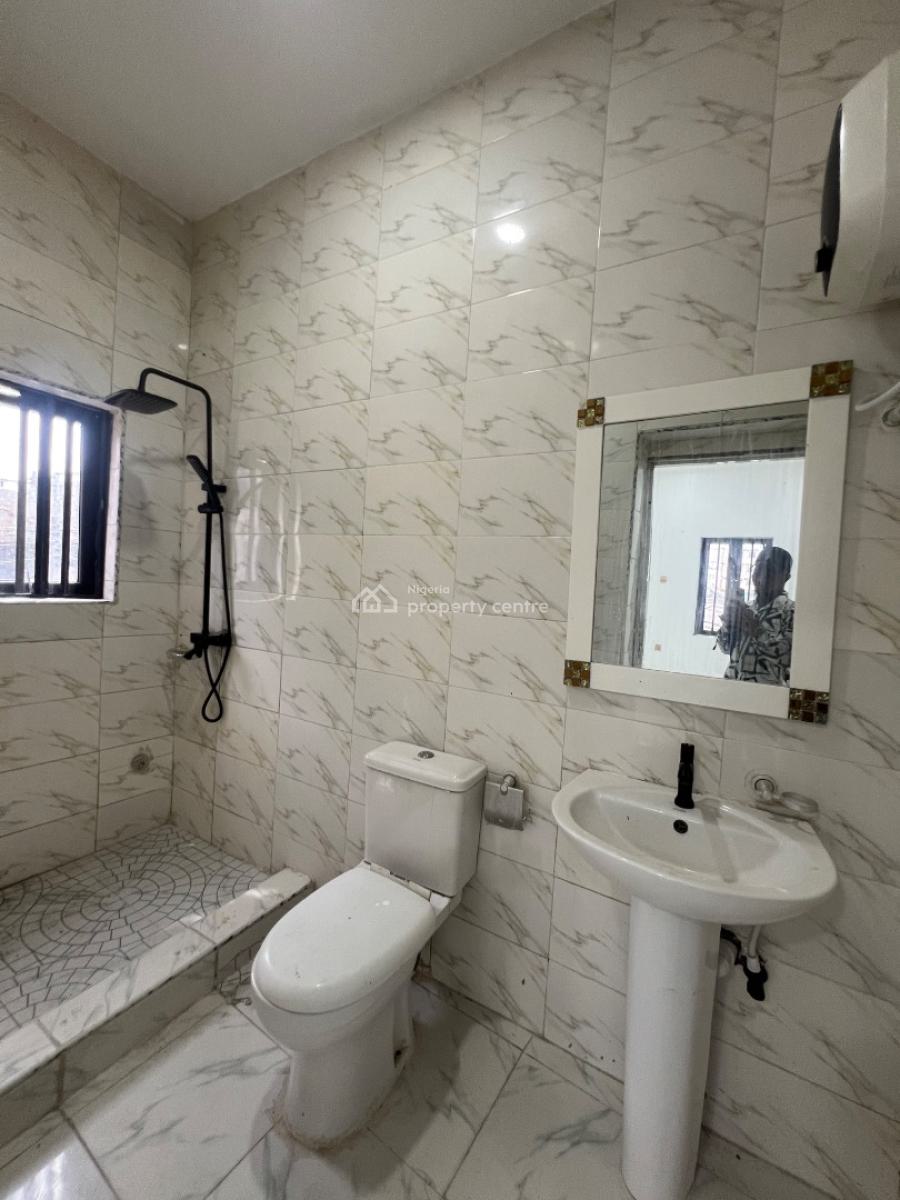 Serviced Spacious 2 Bedroom Apartment, Ilasan / Salem, Ikate, Lekki, Lagos, Flat / Apartment for Rent