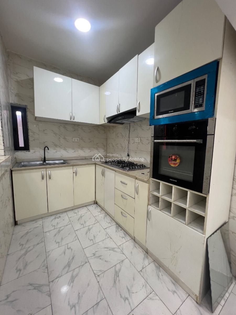 Serviced Spacious 2 Bedroom Apartment, Ilasan / Salem, Ikate, Lekki, Lagos, Flat / Apartment for Rent