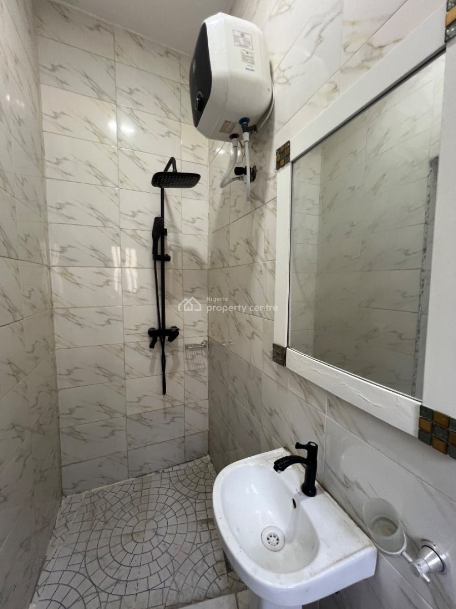 Serviced Spacious 2 Bedroom Apartment, Ilasan / Salem, Ikate, Lekki, Lagos, Flat / Apartment for Rent