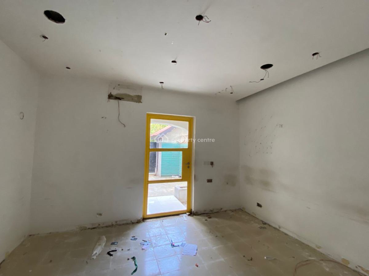 Spacious 5-bedroom Semi-detached House + 4-room Bungalow, Lekki Phase 1, Lekki, Lagos, Semi-detached Duplex for Rent