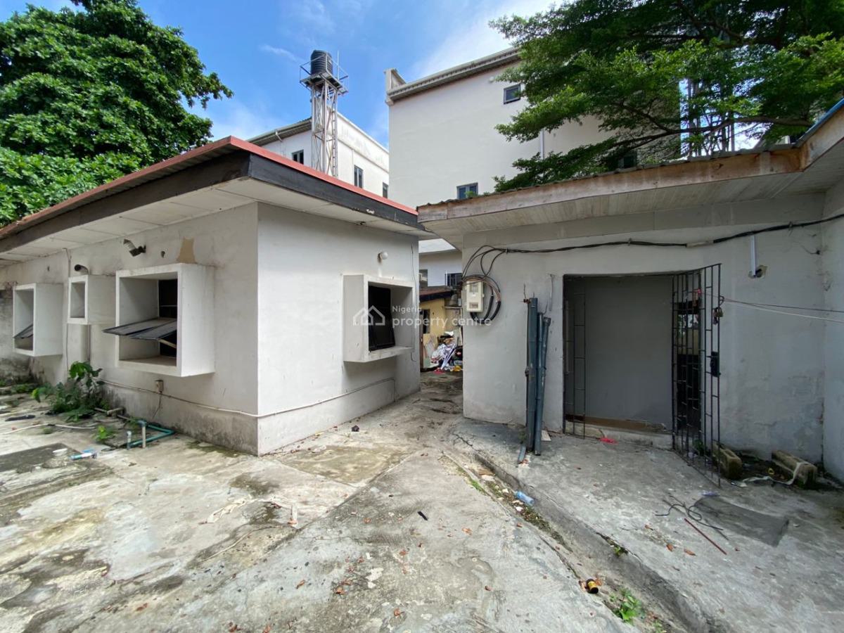 Spacious 5-bedroom Semi-detached House + 4-room Bungalow, Lekki Phase 1, Lekki, Lagos, Semi-detached Duplex for Rent