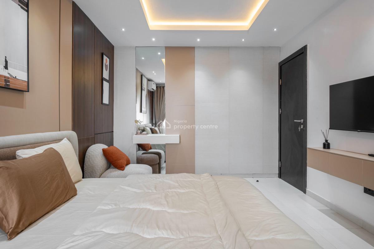 Luxury Two Bedroom Apartment with Ps5, Eru Ifa Street, Ikate, Lekki, Lagos, Flat / Apartment Short Let
