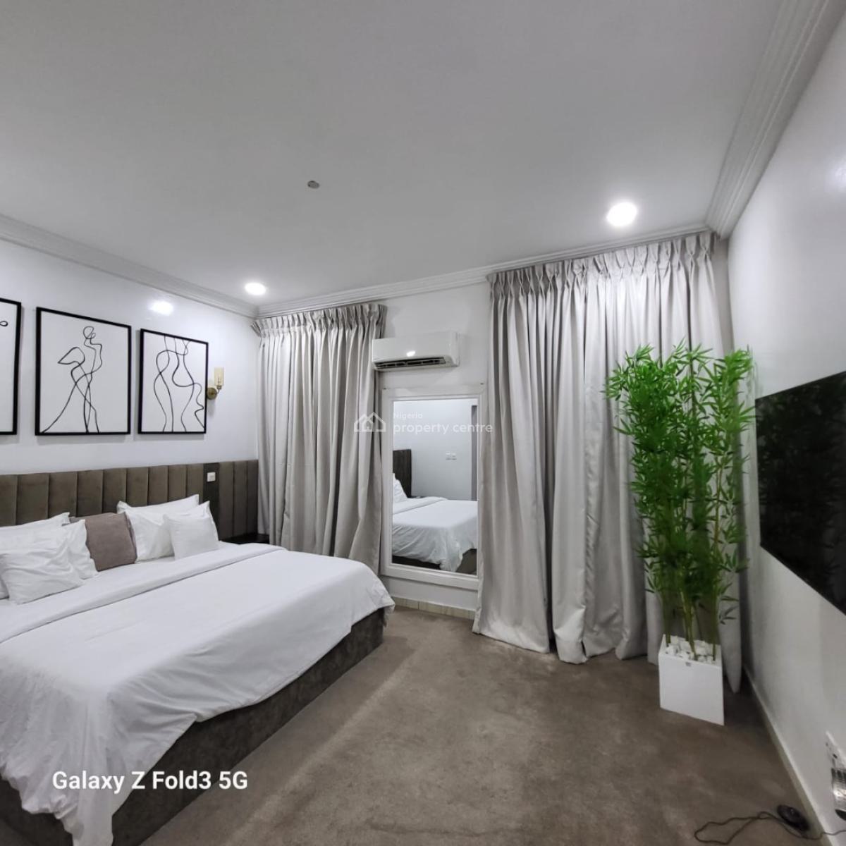 Luxury Smart 3 Bedrooms Serviced and Furnished Apartment, By Old Cbn, Garki, Abuja, Flat / Apartment Short Let