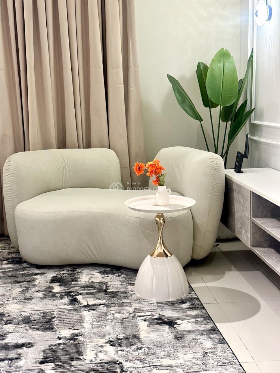 Luxurious 1 Bedroom Furnished and Service Apartment, Utako, Abuja, Flat / Apartment Short Let