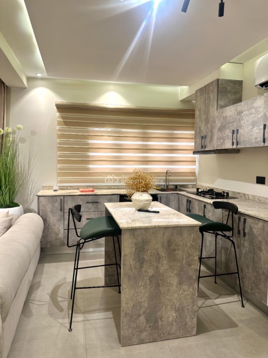 Luxurious 1 Bedroom Furnished and Service Apartment, Utako, Abuja, Flat / Apartment Short Let