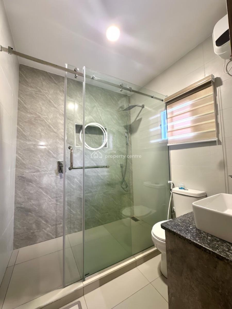 Luxurious 1 Bedroom Furnished and Service Apartment, Utako, Abuja, Flat / Apartment Short Let