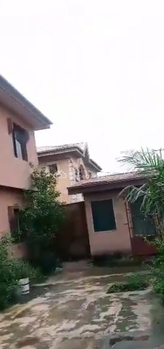 a Block of 7 Flats with  4 Units of 3bedrooms with 3 Toilets  2 Units, Fadipe Estate, Doland, Akute, Ifo, Ogun, Block of Flats for Sale