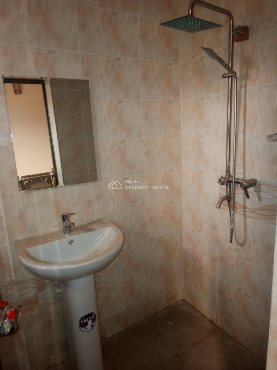Newly Built 4 Bedroom Block of Flats, Jahi/katampe Road, Jahi, Abuja, Flat / Apartment for Rent