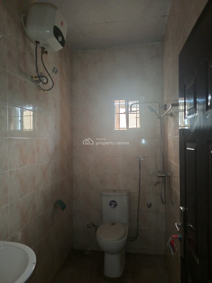 Newly Built 4 Bedroom Block of Flats, Jahi/katampe Road, Jahi, Abuja, Flat / Apartment for Rent