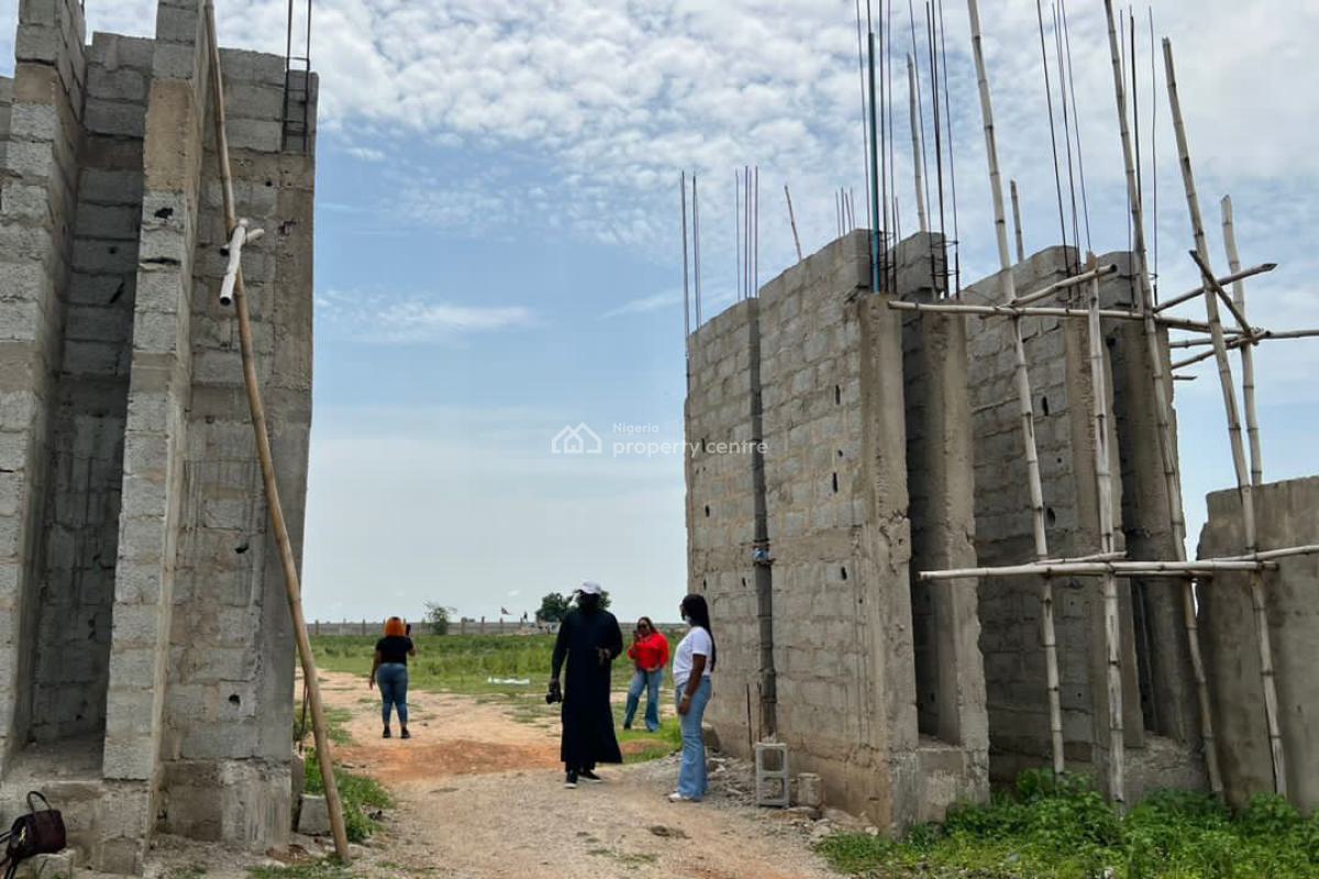 Lands for Commercial Purposes in Gwagwalada, Abuja, Gwagwalada, Abuja, Commercial Land for Sale