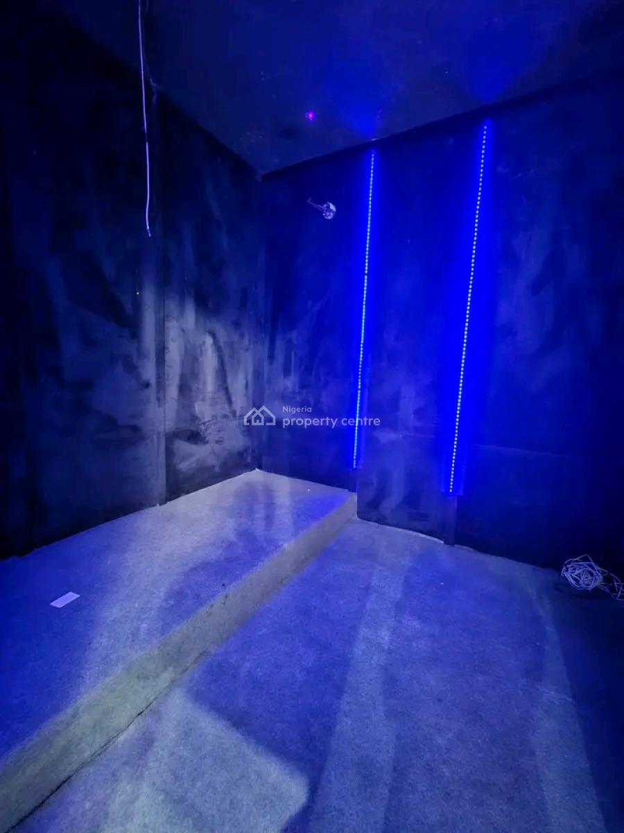 Contemporary 5-bedroom Fully Detached Duplex with Bq, Swimming Pool, Lekky County, Lekki, Lagos, Detached Duplex for Sale